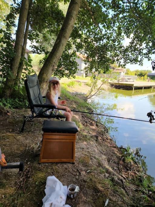 *L'Ecrin De L'Etang* Depaysement Assure Villa Bourbourg Eksteriør billede